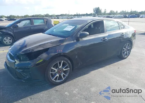 2020 Kia Forte Lxs z USA, uszkodzony, nr VIN 3KPF24AD1LE212690